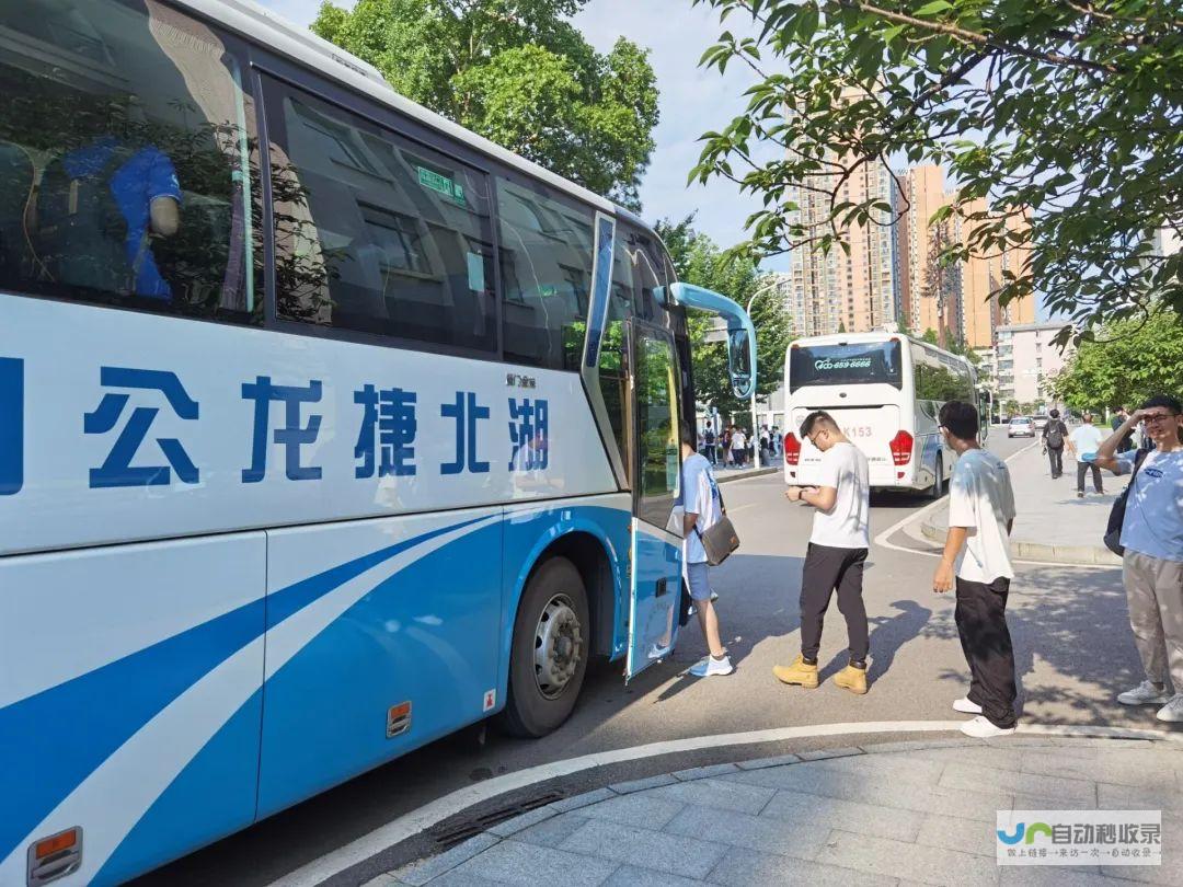 武汉专业的网站开发公司，提供全方位的互联网解决方案，助您在竞争激烈的市场脱颖而出